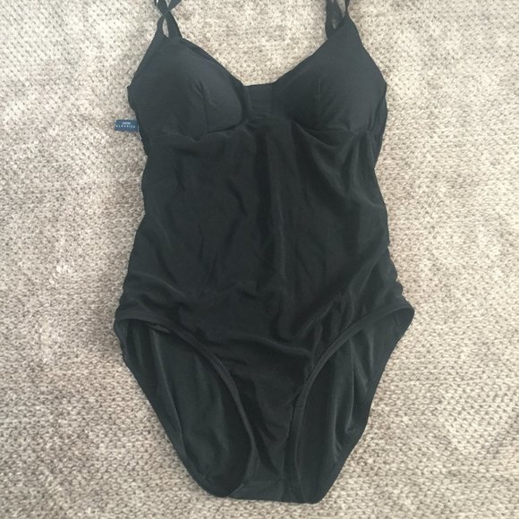 Jantzen Draped Criss-crossed Swimsuit - Picture 7 of 9